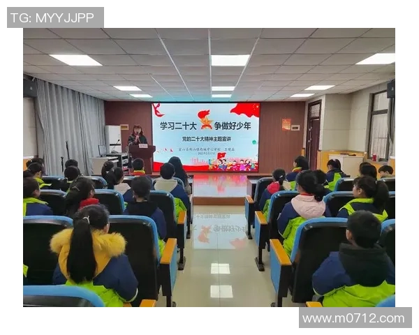 杨秀英的网球人生探索与深度对话：从热爱到成就的心路历程